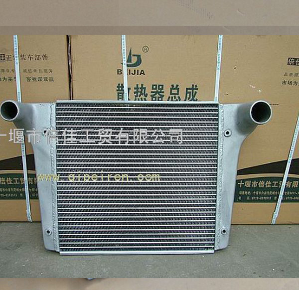 中冷器总成\东风客车 1118KDA32-010